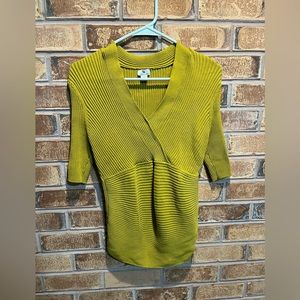 Worthington Mustard Sweater Blouse . Women’s medium